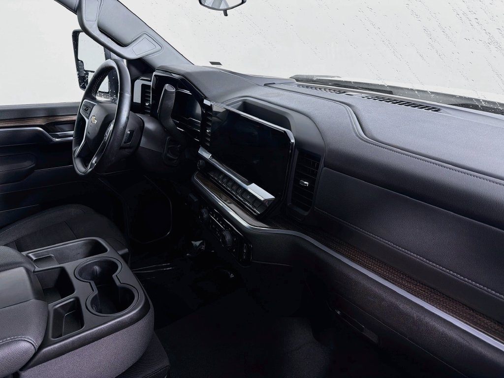 Used 2025 Chevrolet Silverado 2500 LT w/ Convenience Package AWD/4WD image 29