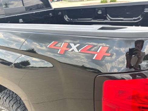 Used 2018 Chevrolet Silverado 1500 LT w/ All Star Edition AWD/4WD image 24