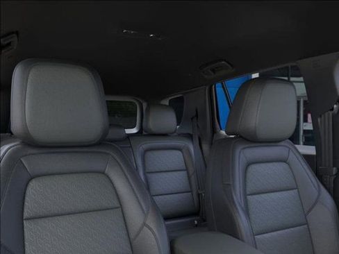 New 2025 Chevrolet Equinox LT w/ Convenience Package II image 24