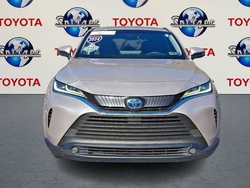 Certified 2024 Toyota Venza LE image 2