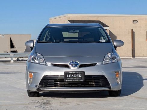 Used 2015 Toyota Prius Four image 2
