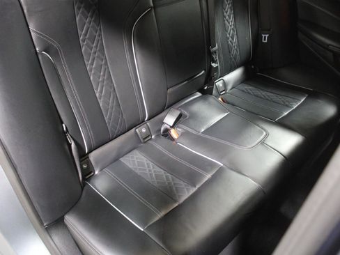 Used 2023 BMW 540i xDrive w/ Executive Package image 16