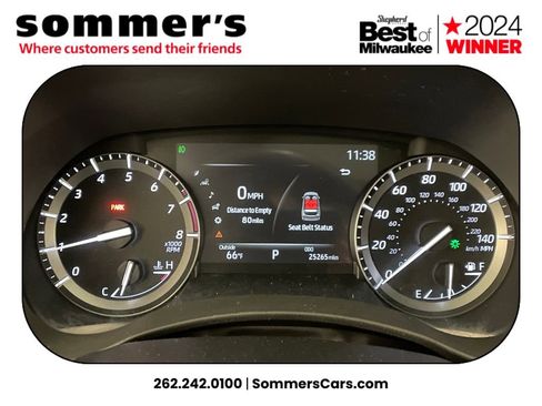 Used 2021 Toyota Highlander XLE image 12