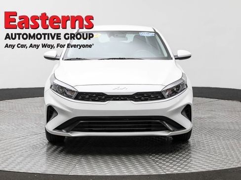 Used 2024 Kia Forte LXS image 2