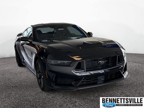 New 2025 Ford Mustang Dark Horse image 7