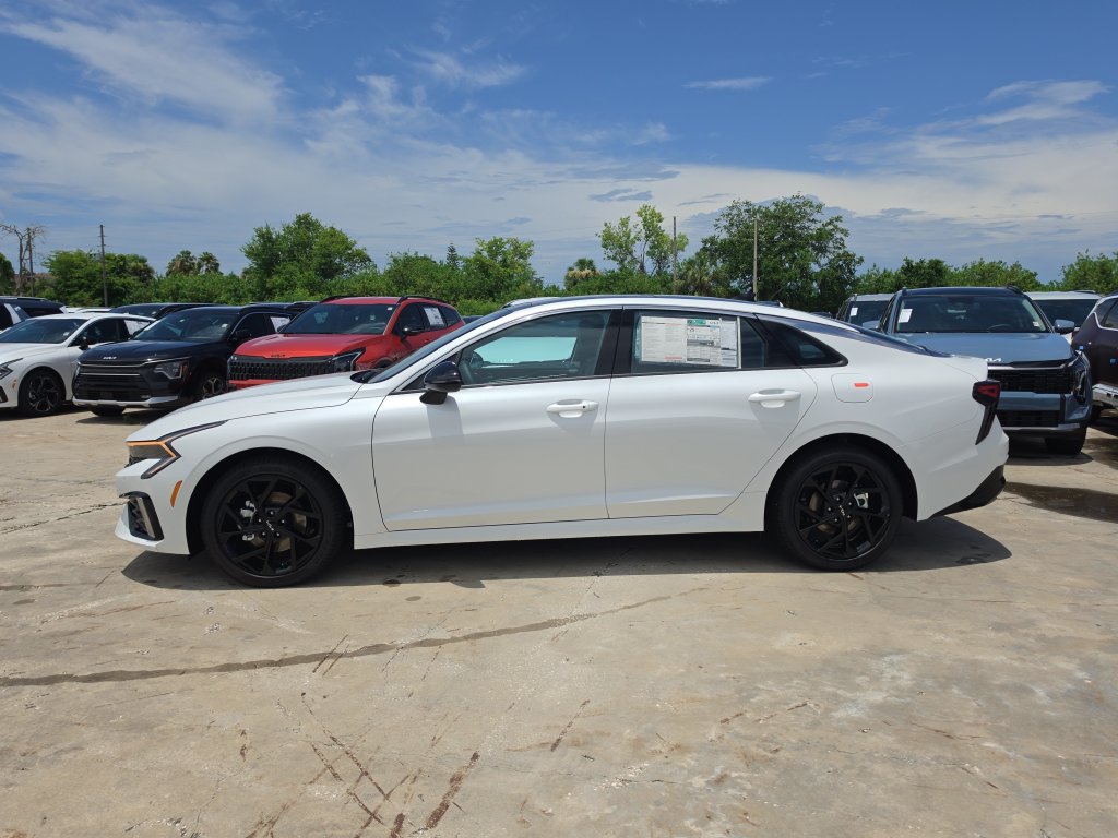 New 2026 Kia K5 GT-Line w/ GT-Line Premium Package FWD image 5