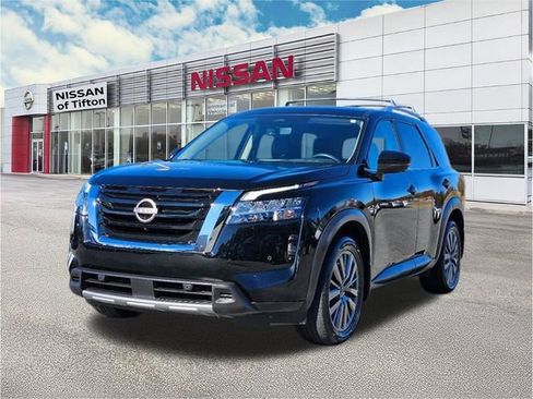 Certified 2024 Nissan Pathfinder SL w/ SL Premium Package image 3
