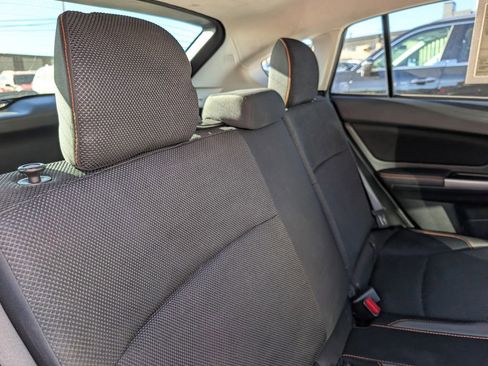 Used 2017 Subaru Crosstrek 2.0i Premium image 17