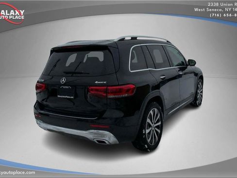 Used 2020 Mercedes-Benz GLB 250 4MATIC image 5