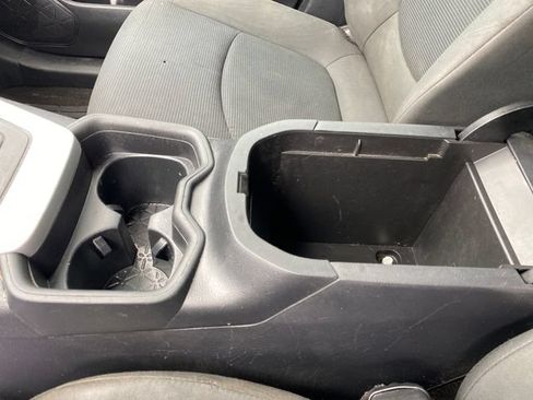 Used 2021 Toyota RAV4 LE FWD image 13