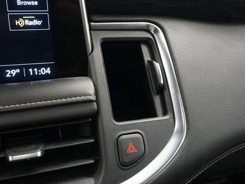 Used 2021 GMC Yukon XL SLT w/ SLT Premium Package image 42