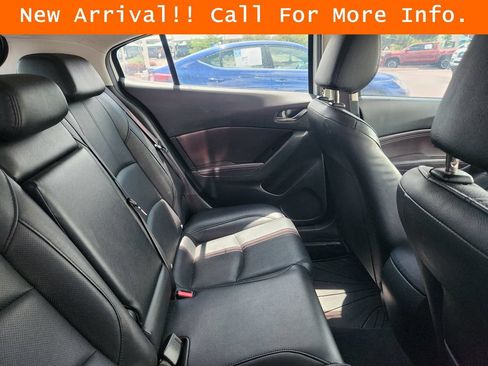 Used 2017 MAZDA MAZDA3 Grand Touring FWD image 10