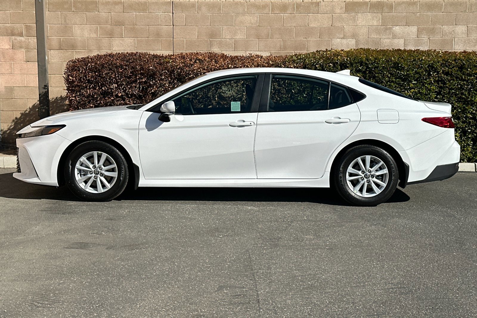 Used 2026 Toyota Camry LE w/ Convenience Package FWD image 7
