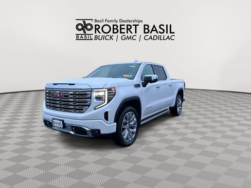 Used 2023 GMC Sierra 1500 Denali w/ Denali Reserve Package AWD/4WD image 4