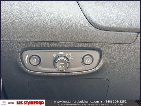 Used 2023 Buick Encore GX Select w/ Sport Touring Package FWD image 27