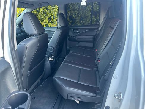 Used 2023 Honda Ridgeline RTL image 13