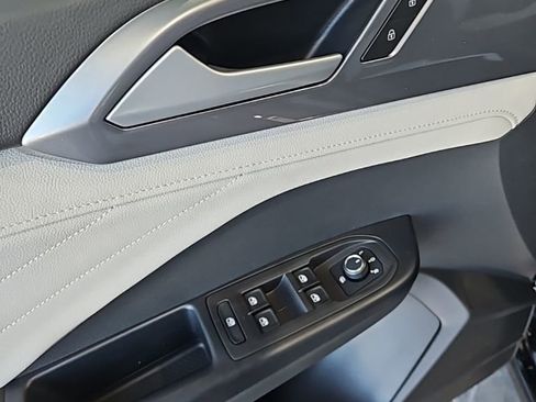 New 2026 Volkswagen Taos SEL image 26