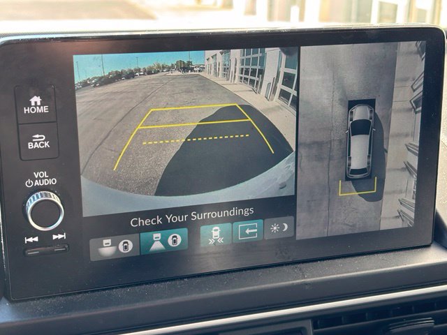 Used 2024 Honda Pilot Elite image 18
