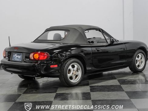 Used 1999 MAZDA MX-5 Miata image 11