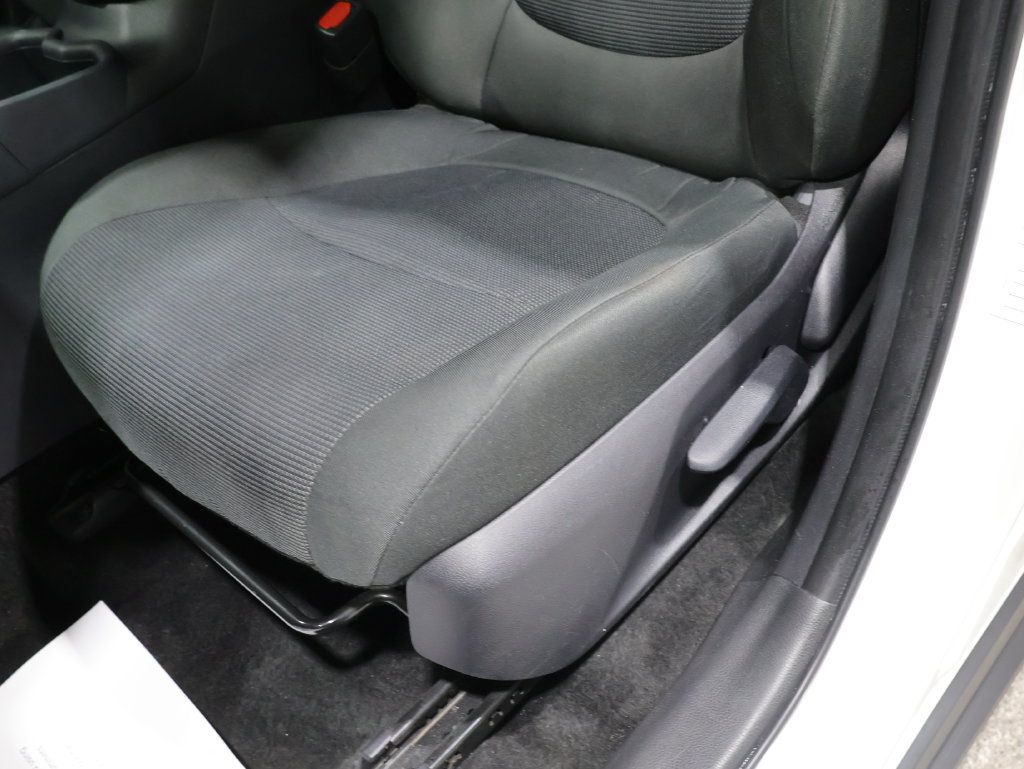 Used 2025 Toyota RAV4 LE AWD/4WD image 12