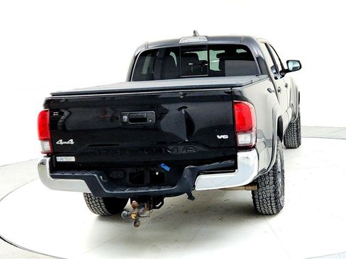 Used 2021 Toyota Tacoma SR5 image 5