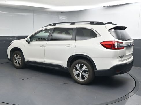 Used 2023 Subaru Ascent Premium w/ Convenience Package AWD/4WD image 5
