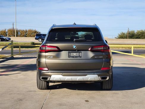 Used 2023 BMW X5 sDrive40i image 5