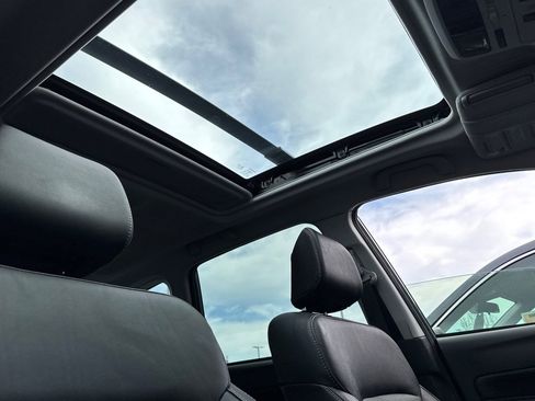 Used 2018 Subaru Forester 2.5i Touring w/ Popular Package #2 image 15