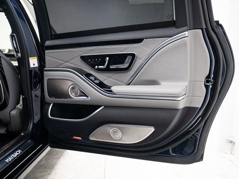 Used 2025 Mercedes-Benz Maybach S 580 4MATIC image 44