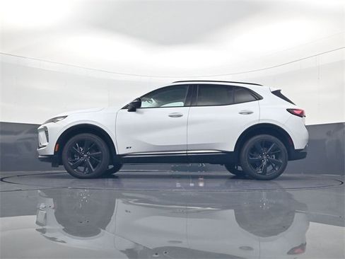 Used 2025 Buick Envision Sport Touring AWD/4WD image 28