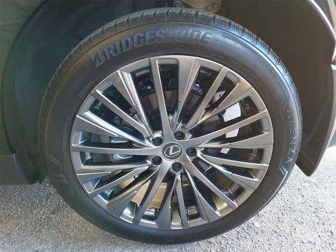 Used 2025 Lexus RX 450h 450h+ Luxury w/ Convenience Package image 38