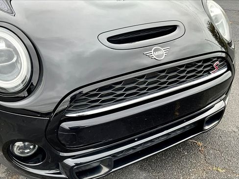 Used 2021 MINI Cooper S w/ Driver Assistance Package image 29