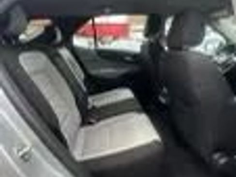 Used 2022 Chevrolet Equinox LS AWD/4WD image 24