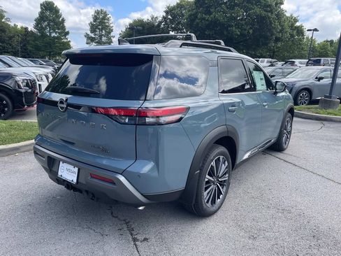 New 2026 Nissan Pathfinder Platinum w/ Lighting Package AWD/4WD image 3
