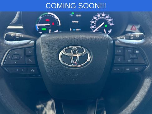 Used 2022 Toyota Sienna LE FWD image 25