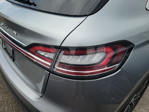 Certified 2023 Lincoln Nautilus Reserve AWD/4WD image 5