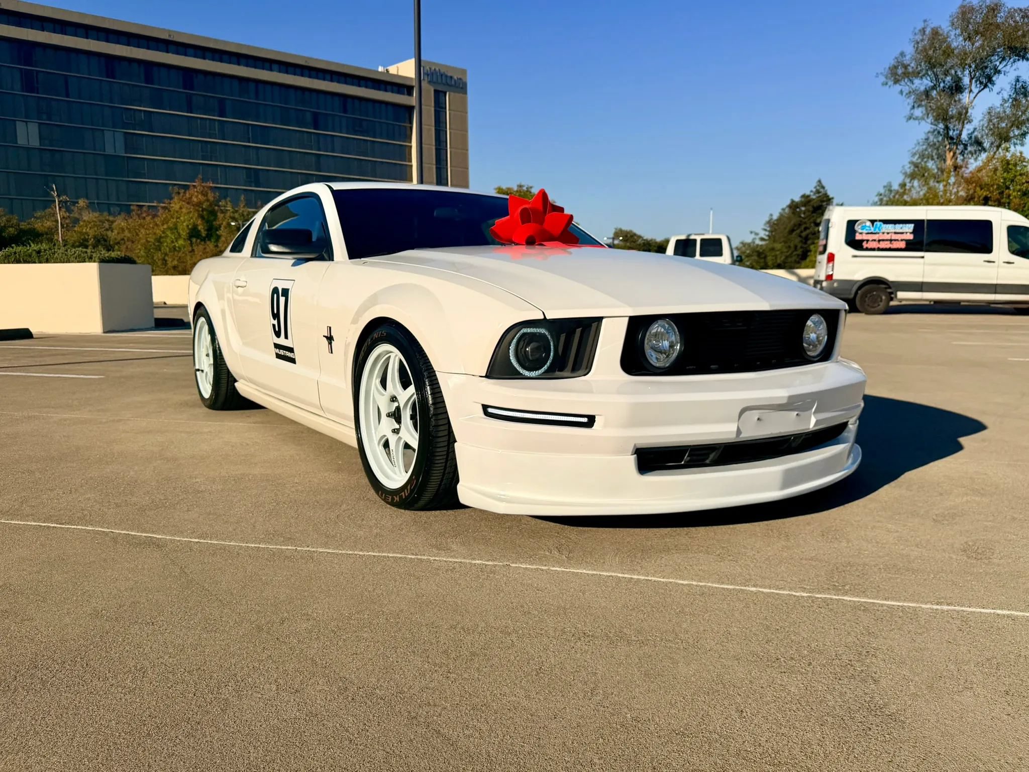 Used 2007 Ford Mustang Premium RWD image 1