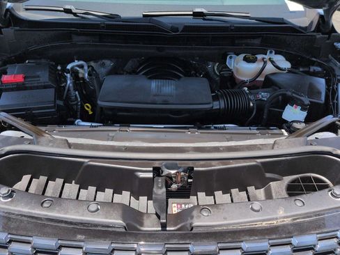 Used 2024 GMC Yukon Denali Ultimate AWD/4WD image 29