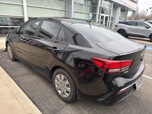 Certified 2022 Kia Rio S image 4