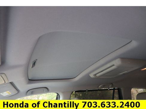 Used 2017 Honda Pilot Touring image 22