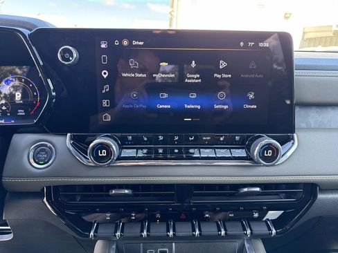 Used 2026 Chevrolet Colorado ZR2 w/ Technology Package AWD/4WD image 22