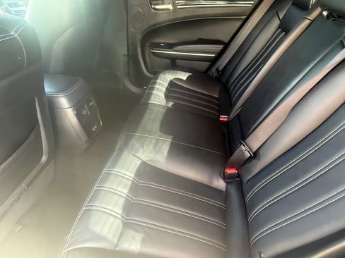 Used 2022 Chrysler 300 S w/ Safetytec Plus Group image 14