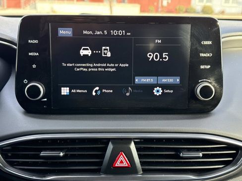 Used 2023 Hyundai Santa Fe SE w/ Cargo Package image 3