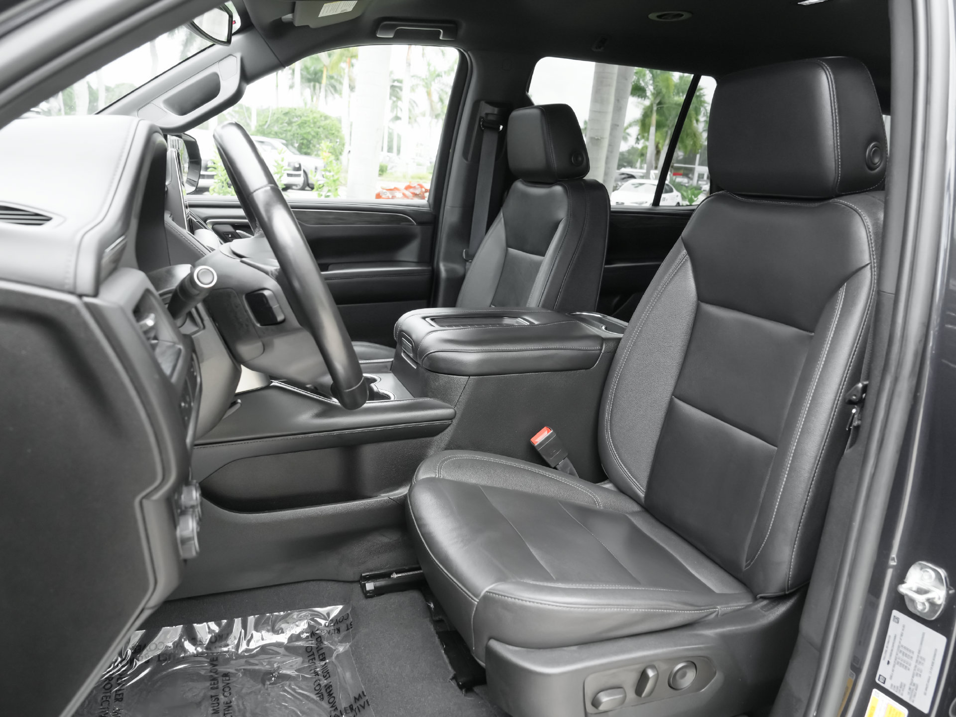Used 2023 Chevrolet Tahoe LT AWD/4WD image 9