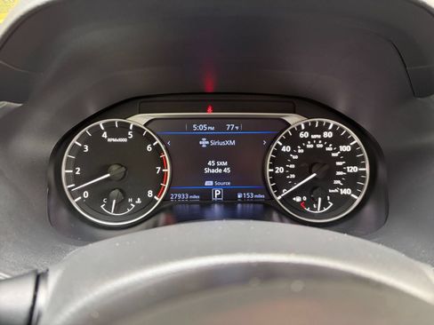 Used 2025 Nissan Altima 2.5 SV FWD image 40