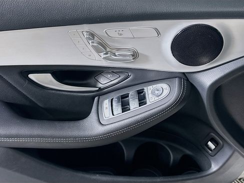 Used 2022 Mercedes-Benz GLC 300 image 15