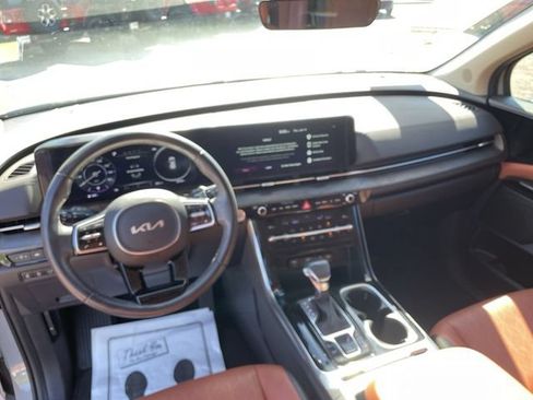 Used 2024 Kia Carnival SX FWD image 18