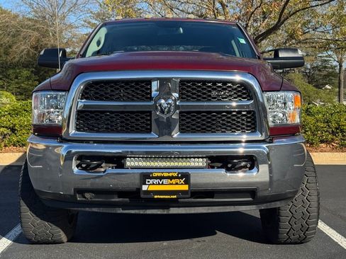 Used 2016 RAM 2500 Tradesman w/ Chrome Appearance Group image 7