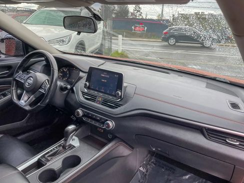Used 2019 Nissan Altima 2.5 SR w/ SR Premium Package FWD image 36