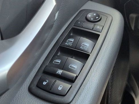 Used 2022 RAM 1500 Big Horn AWD/4WD image 23